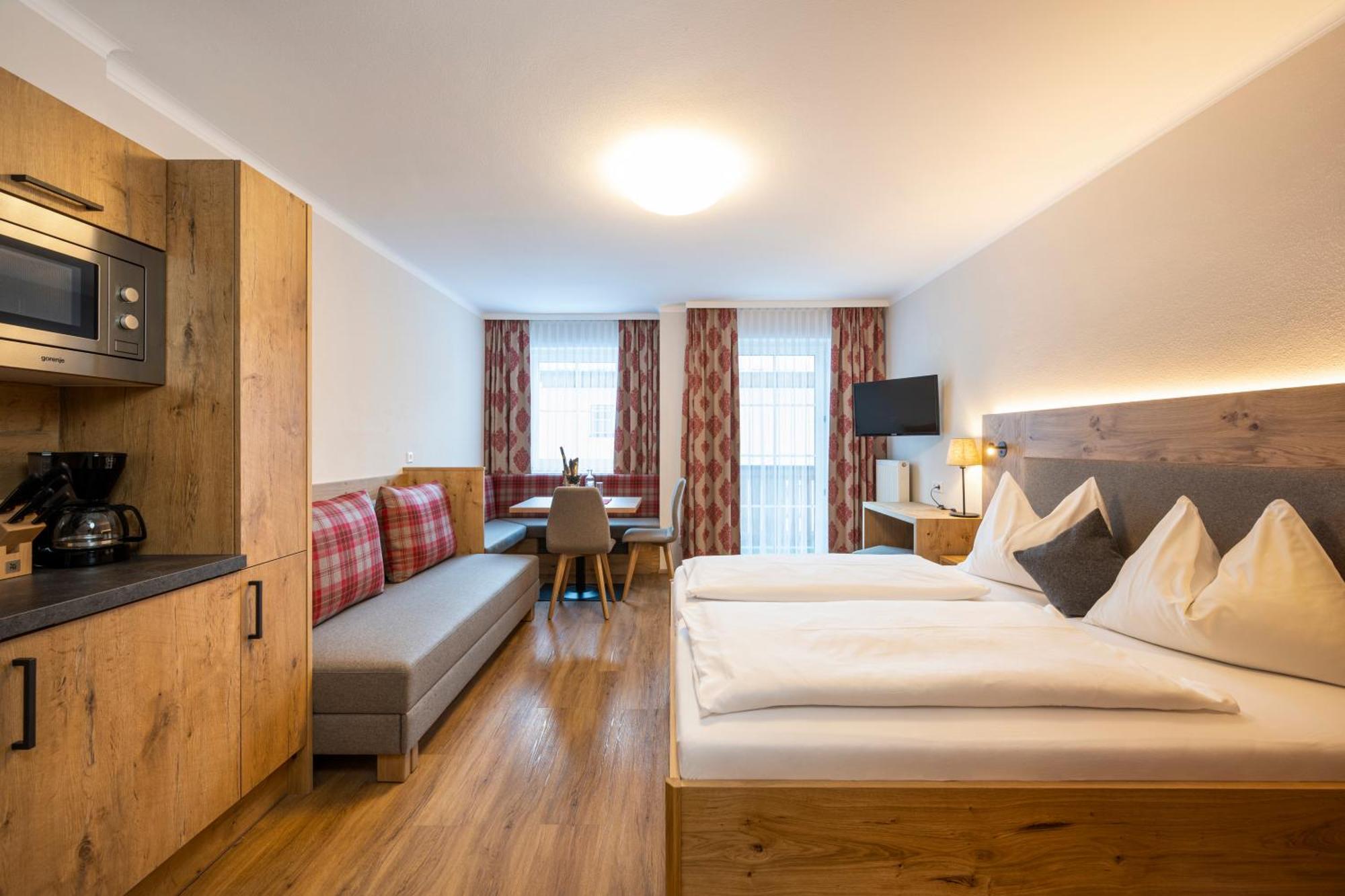 Ferienhotel Gasthof Zur Post Untertauern Ngoại thất bức ảnh