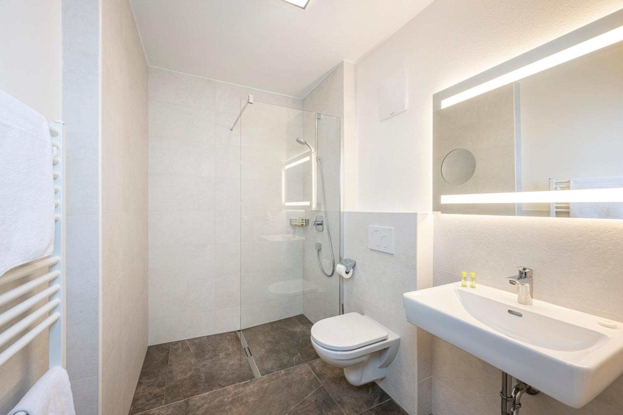 Ferienhotel Gasthof Zur Post Untertauern Ngoại thất bức ảnh